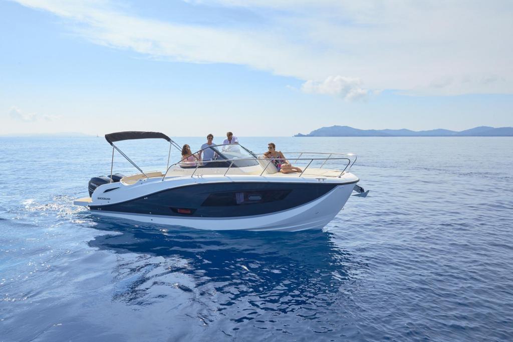 Activ 875 Sundeck Activ 875 Sundeck