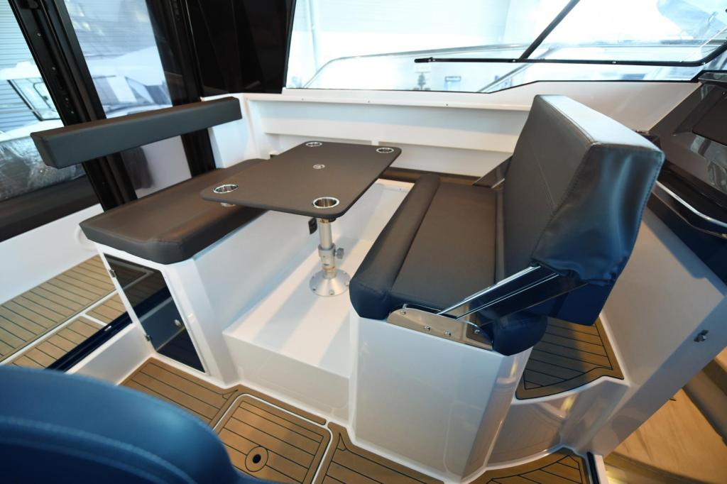 790 Explorer 790 Explorer