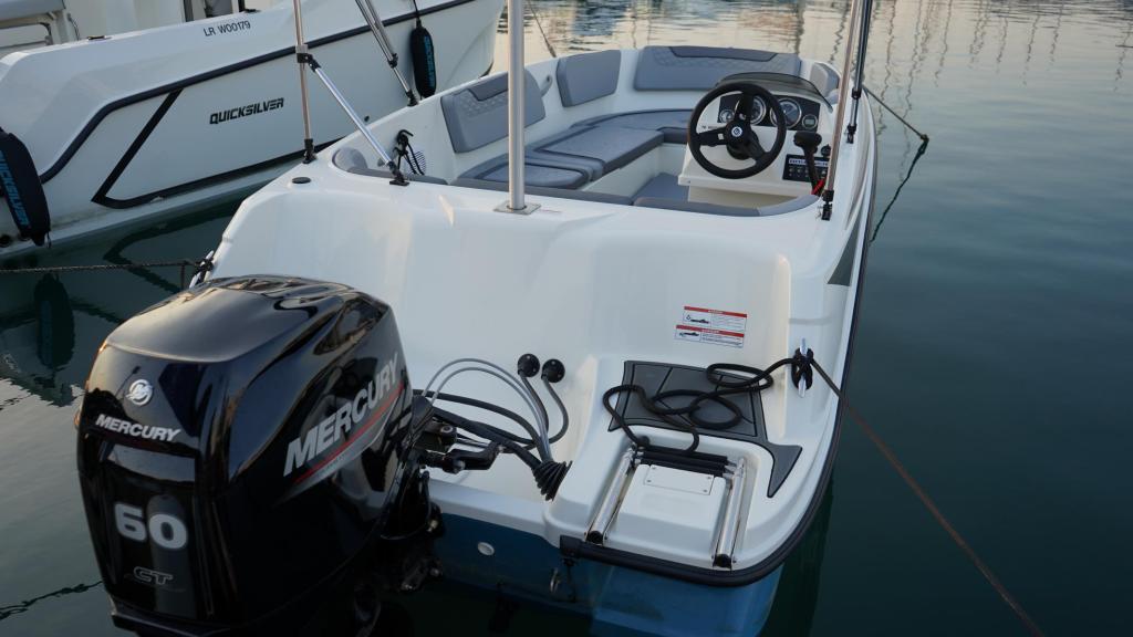 Element M15 mit 40 PS und Trailer, 475 Axess