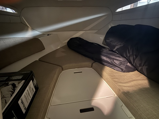 Bayliner VR5 Cuddy IB mit Mercruiser 4.5l (250PS)