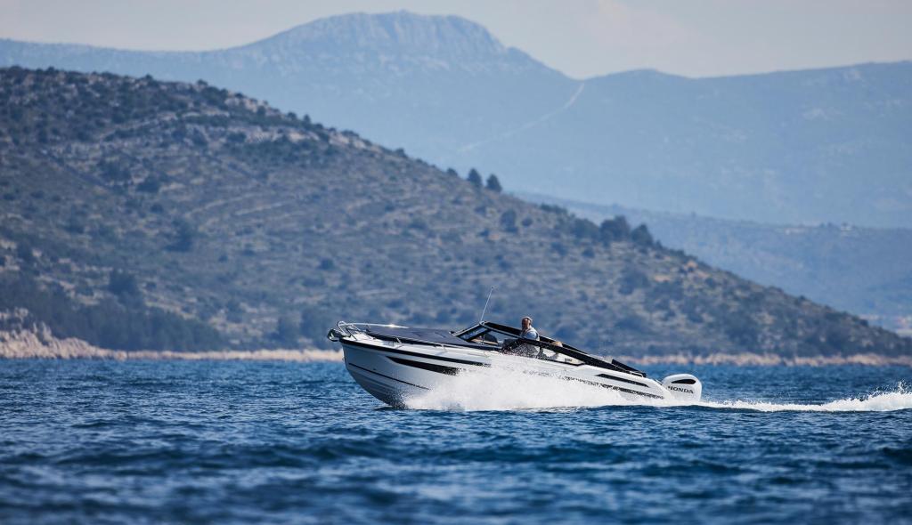 780 Escape inkl. 250 PS