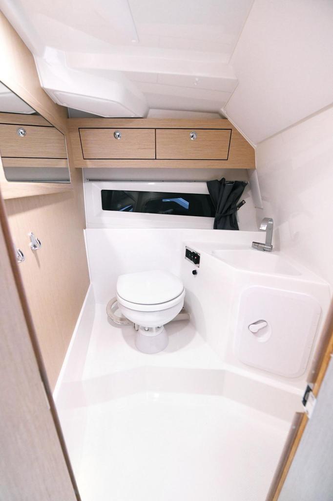 780 Escape inkl. 250 PS