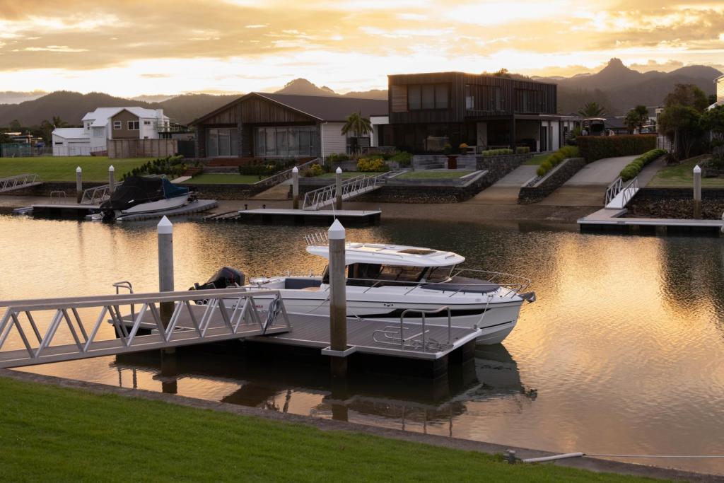 920 Explorer MAX inkl. 2x 225 PS