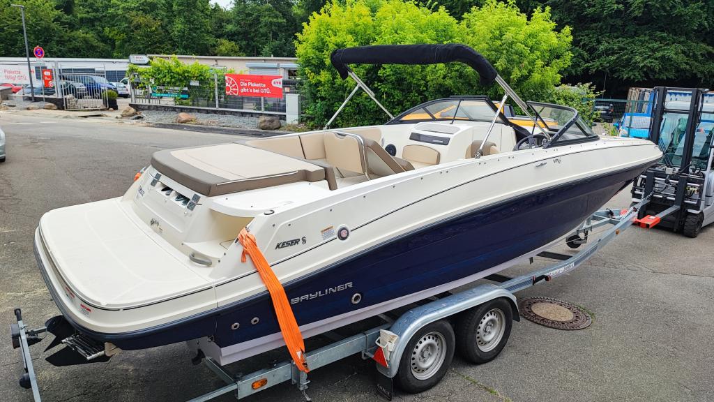 VR6 Bowrider