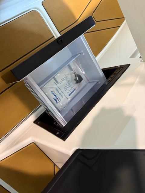 V20 Bowrider Outboard 200PS