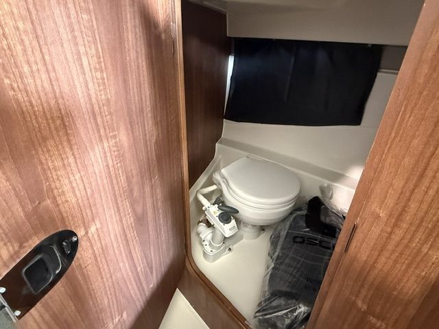 Quicksilver Activ 755 Cruiser mit 250 PS, (#001)