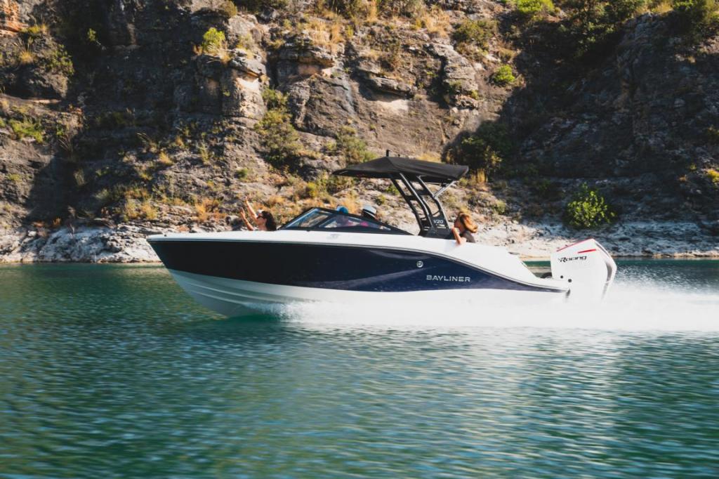 V20 Bowrider V20 Bowrider