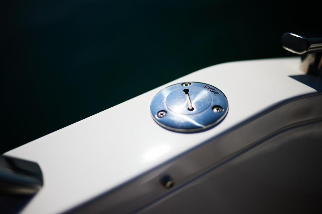 780 Escape inkl. 250 PS