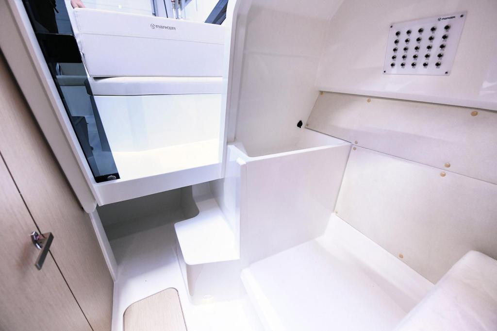 780 Escape inkl. 250 PS