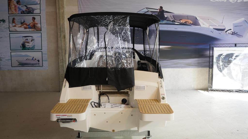 Activ 555 Cabin mit 15PS
