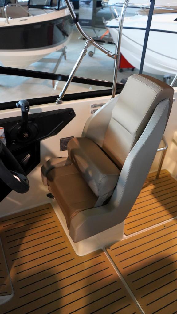 Activ 605 Cruiser mit 115 PS