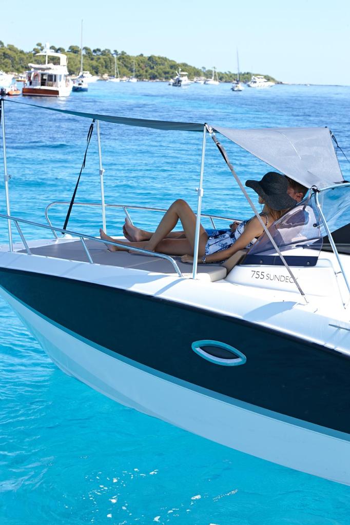 Activ 755 Sundeck Activ 755 Sundeck