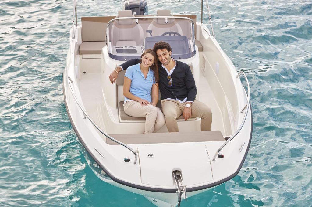Activ 605 Open mit 115PS und Trailer