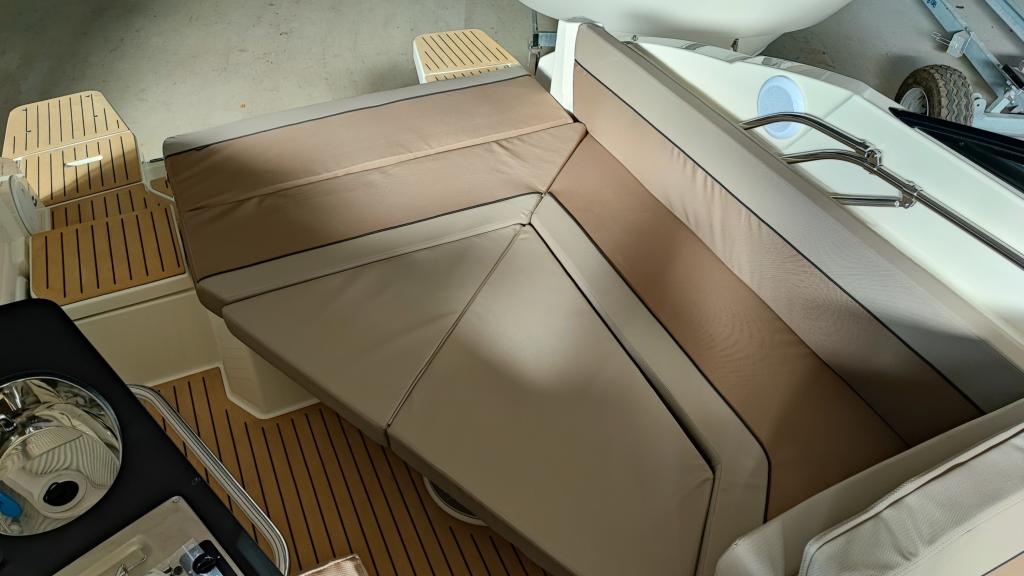 ACTIV 805 CRUISER 250PS V8 ACTIV 805 CRUISER 250PS V8
