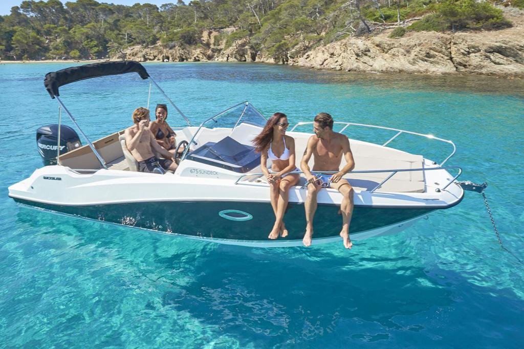 Activ 675 Sundeck Activ 675 Sundeck
