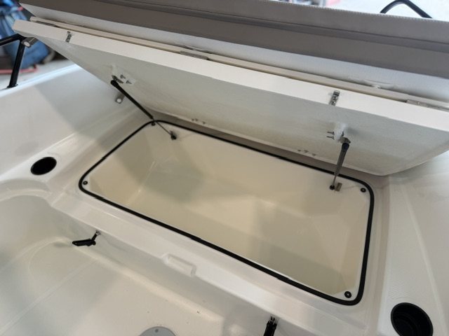Quicksilver Activ 555 Open mit 80PS, Lagerboot #047889