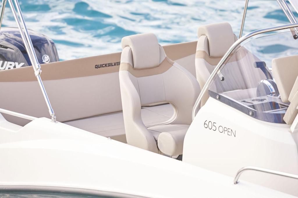 Activ 605 Open mit 115PS und Trailer