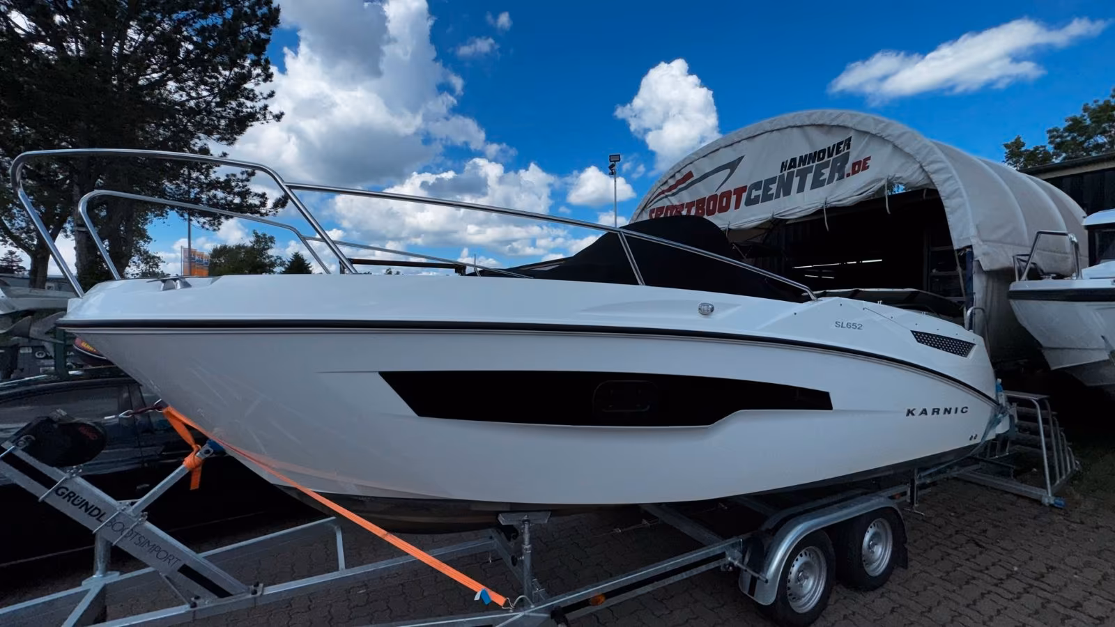 Gebrauchtboot Karnic SL652 inkl. Yamaha F200XC und Trailer