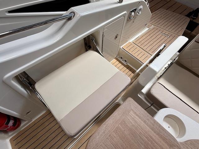 _Quicksilver_Activ_875_Sundeck_mit_2x_F250_ JOYSTICK _Quicksilver_Activ_875_Sundeck_mit_2x_F250_ JOYSTICK