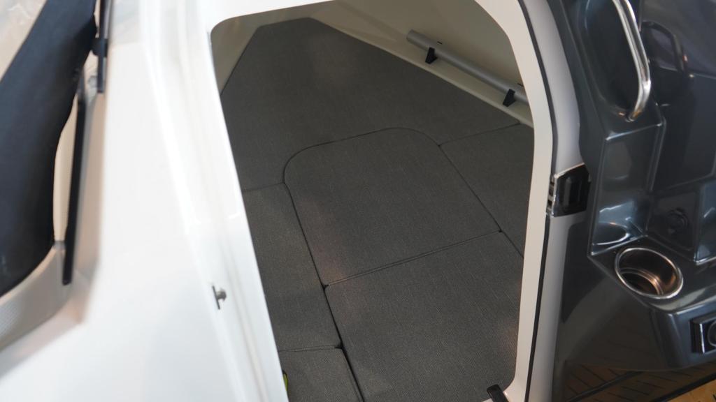 Activ 555 Cabin mit 15PS