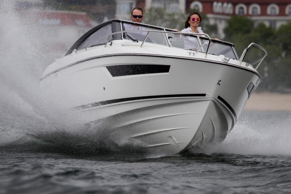 750 Day Cruiser inkl. 150 PS und Trailer