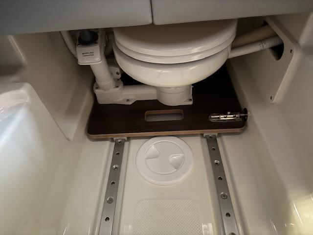 C21 Cuddy mit 225 PS TESTBOOT C21 Cuddy mit 225 PS TESTBOOT