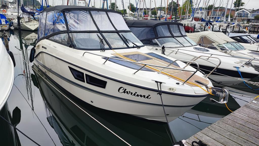 ACTIV 805 CRUISER mit 2x F 200 XL und Trailer