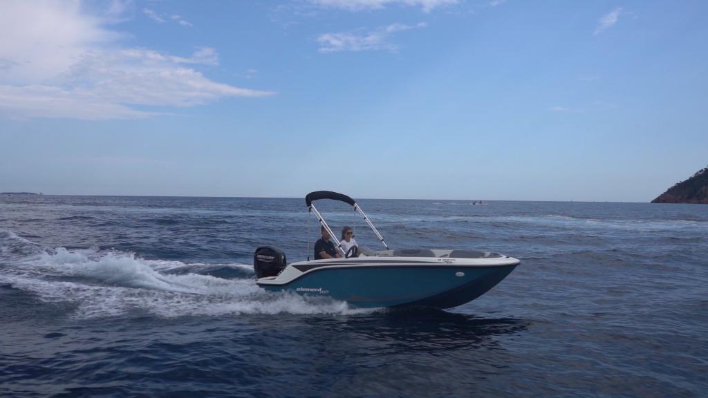 Element M15 mit 40 PS und Trailer, 475 Axess