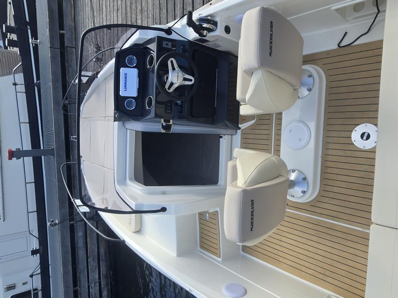 Quicksilver Activ 605 Sundeck mit 150PS