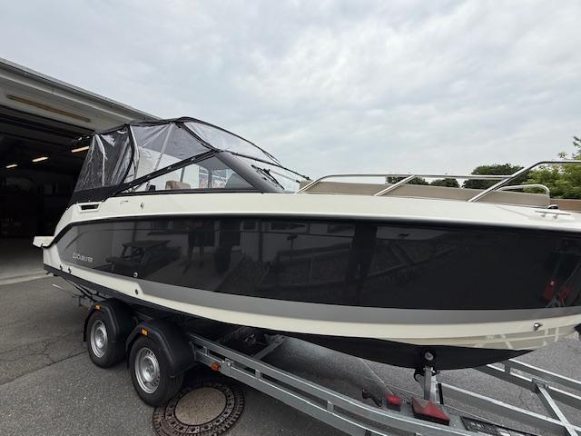 675 Cruiser 225PS Trailer 675 Cruiser 225PS Trailer