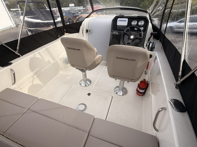 Gebrauchte Quicksilver 505 Cabin mit 60PS CT & Trailer