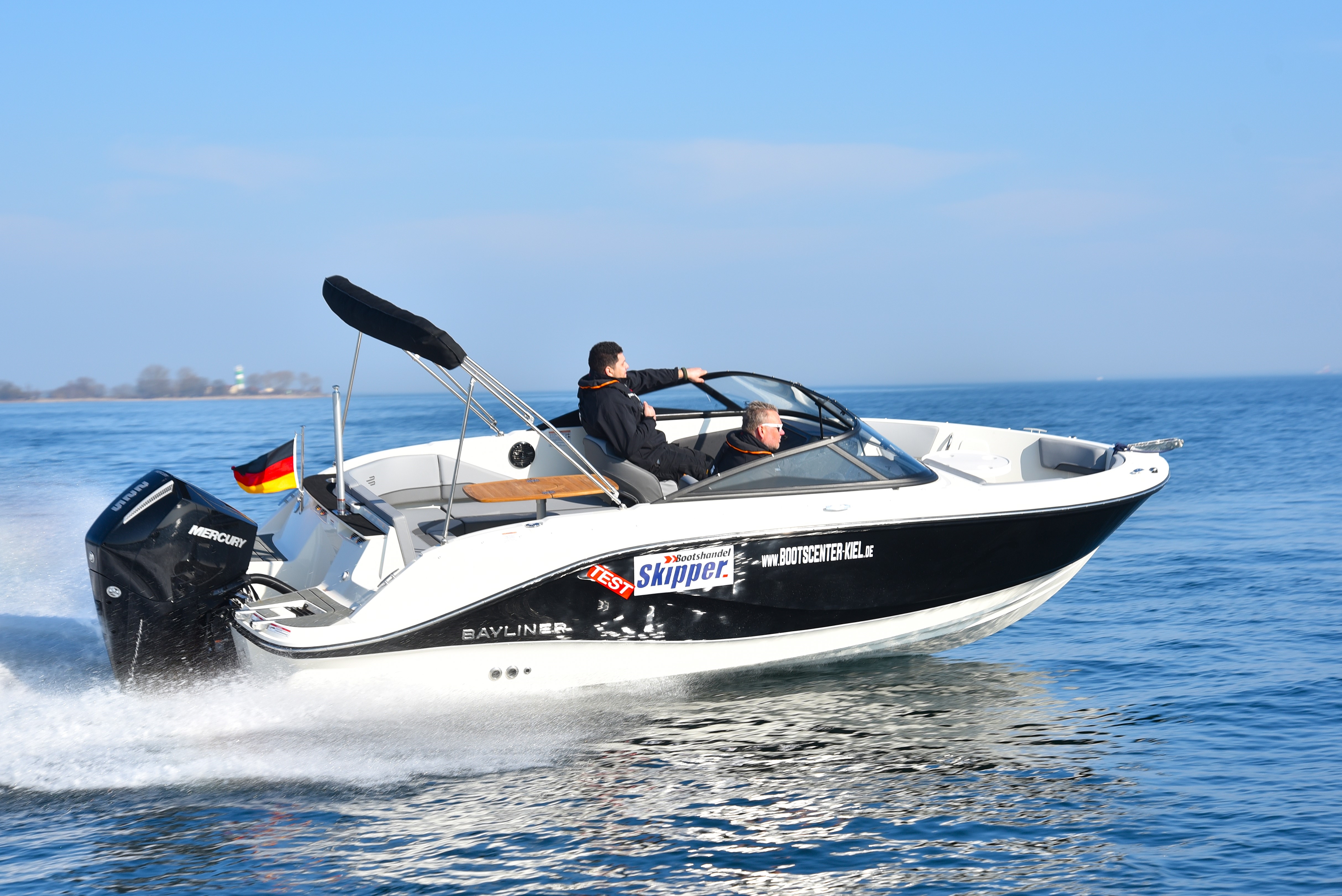 Bayliner V20 Bild 1 AUFMACHER