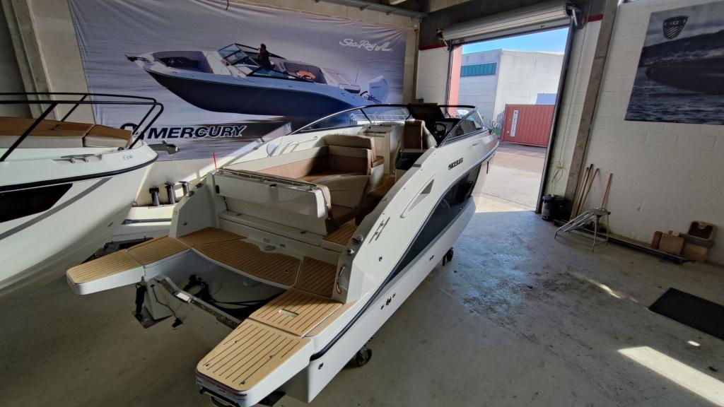 ACTIV 805 CRUISER 250PS V8 ACTIV 805 CRUISER 250PS V8
