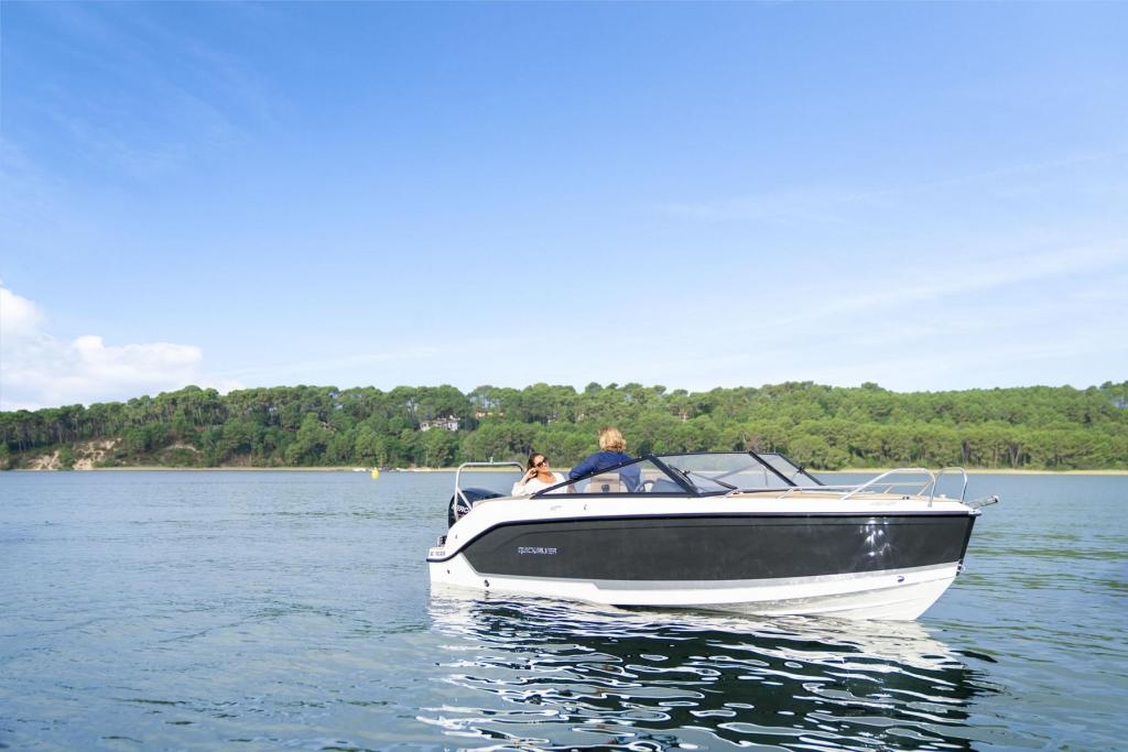 Activ 605 Cruiser