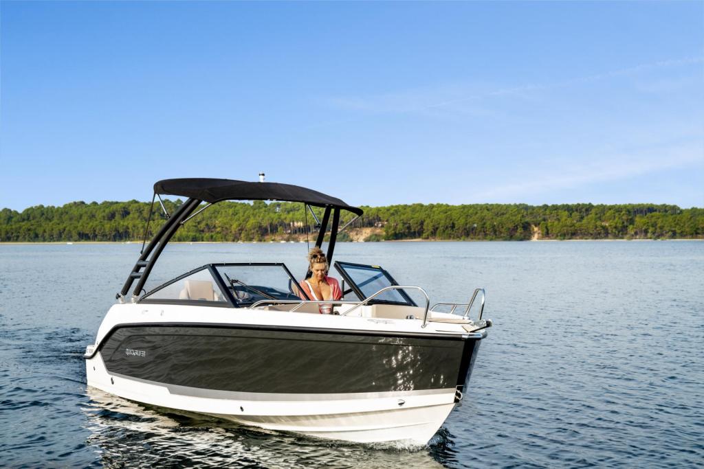 Activ 605 Bowrider Activ 605 Bowrider