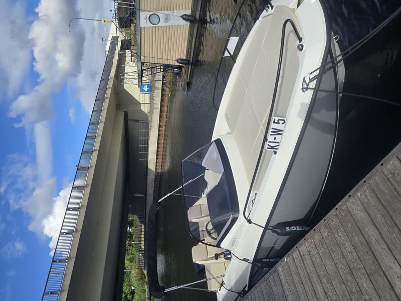Quicksilver Activ 605 Sundeck mit 150PS