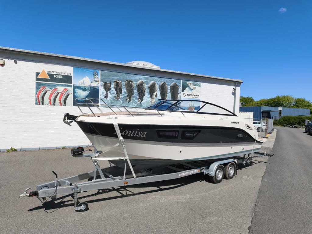 Quicksilver Activ 805 CRUISER mit Mercury F 250 XL V8 und Trailer Gebraucht