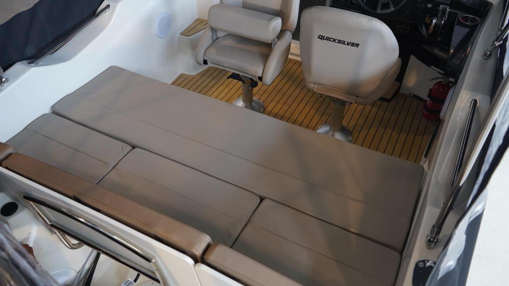 Activ 555 Cabin mit 15PS