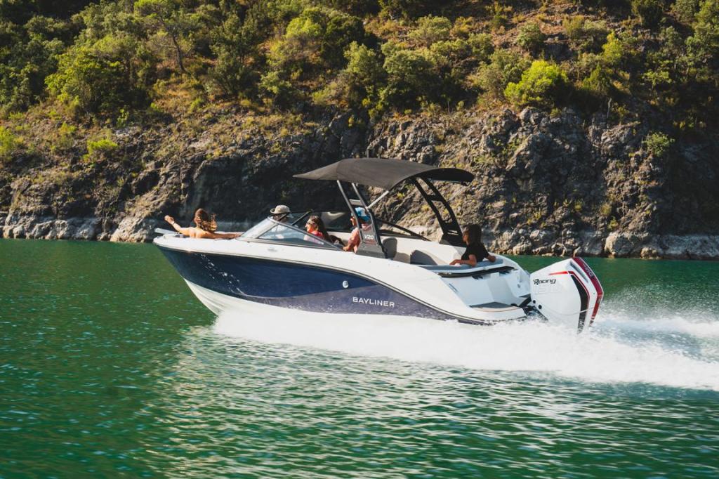 V20 Bowrider Outboard 150PS