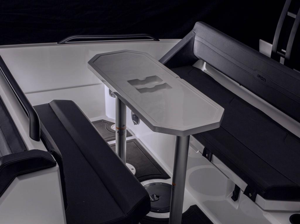 767 mit 250PS und Trailer