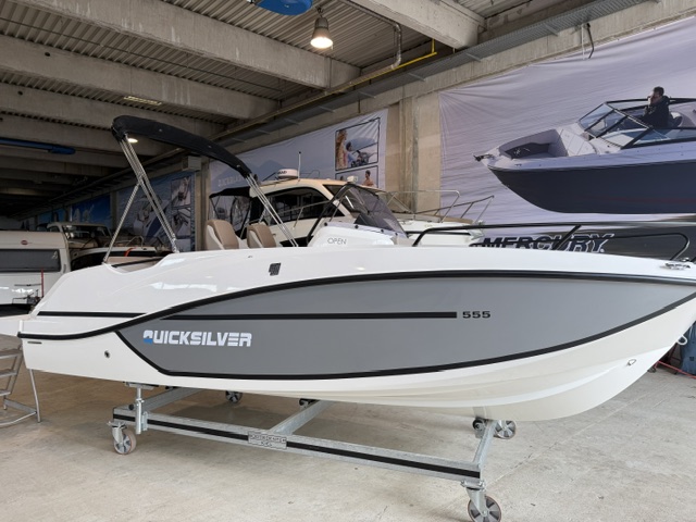 Quicksilver Activ 555 Open mit 80PS, Lagerboot #047889