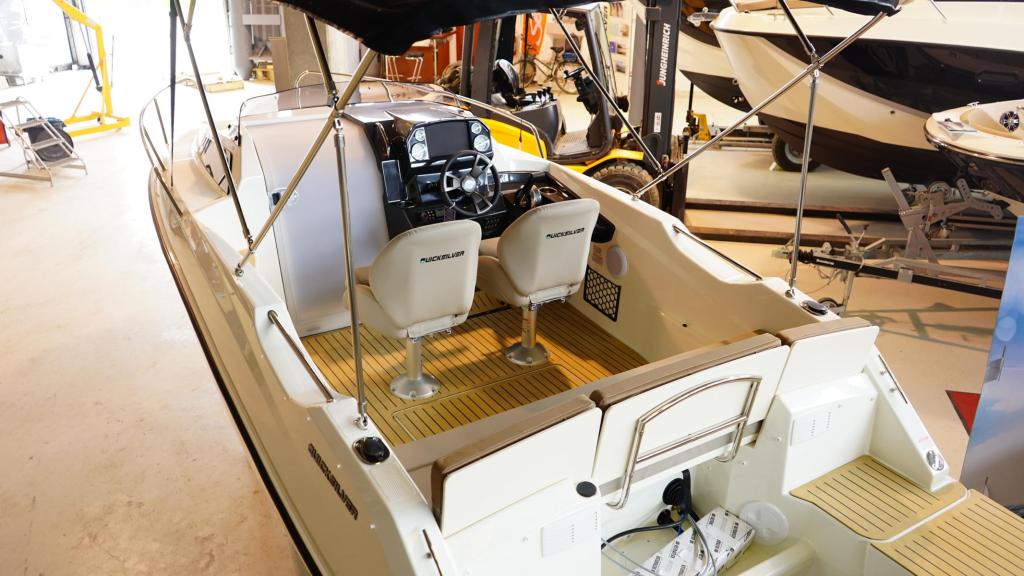 Activ 555 Cabin mit 80 PS
