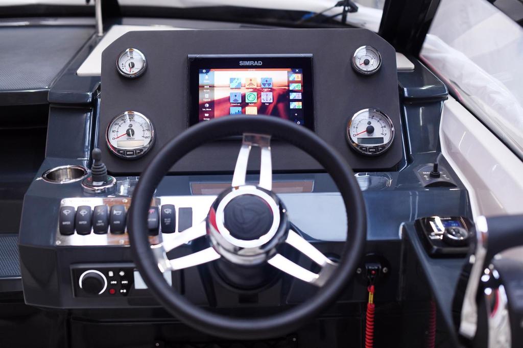 780 Escape inkl. 250 PS