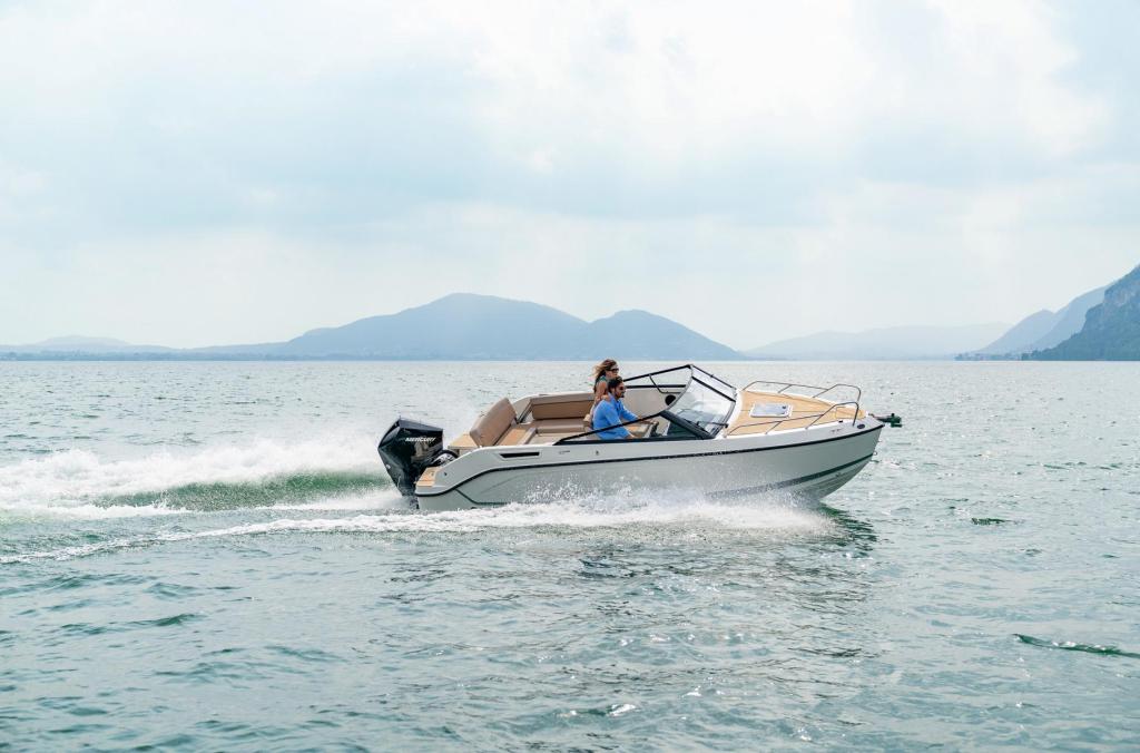 Activ 675 Cruiser mit 150PS inkl.Trailer
