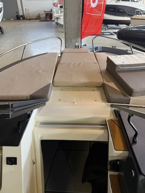 C21 Cuddy mit 225 PS TESTBOOT C21 Cuddy mit 225 PS TESTBOOT