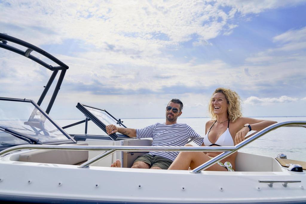 Activ 605 Bowrider Activ 605 Bowrider