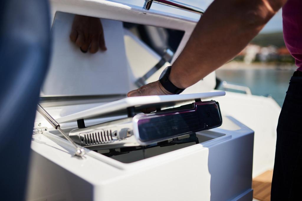 780 Escape inkl. 200 PS und Trailer