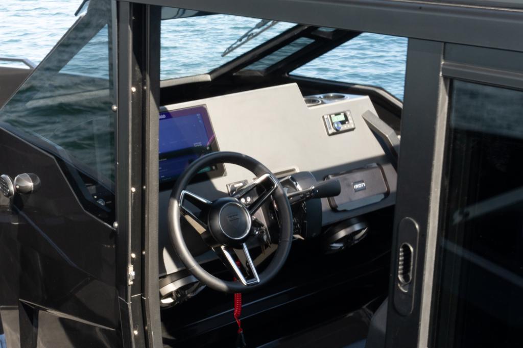 907 Coupe mit 425 PS