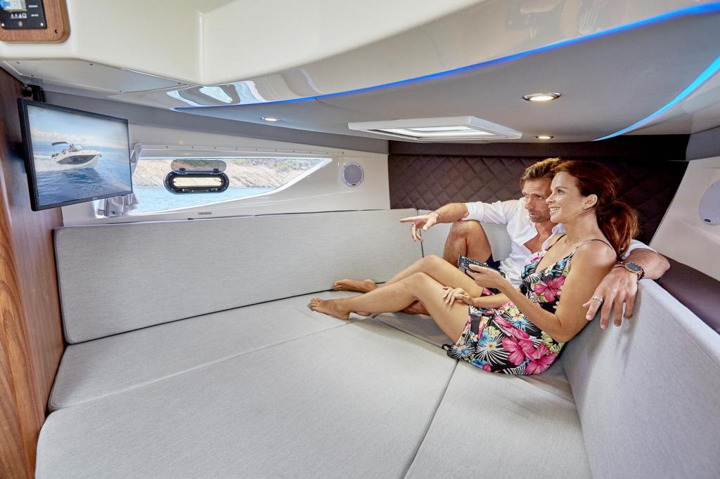 Activ 875 Sundeck Activ 875 Sundeck