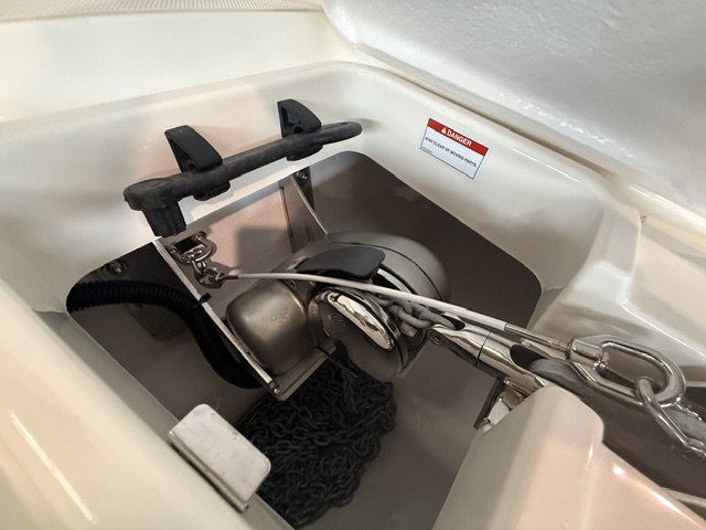 Bayliner VR5 Cuddy IB mit Mercruiser 4.5l (250PS)